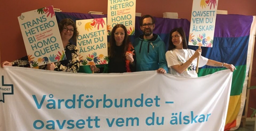 Västerbottens styelse håller plakat - en annan vård är möjlig